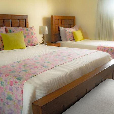 Alba Coral Hotel Педерналес Екстериор снимка